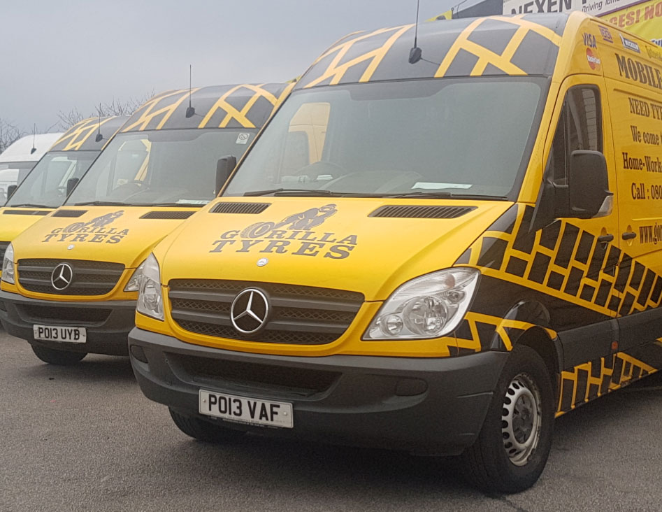 Mobile tyre fitting service in Liverpool Warrington Widnes Runcorn St Helens Widnes Wirral Wigan. Pay monthly tyres no credit check 0%